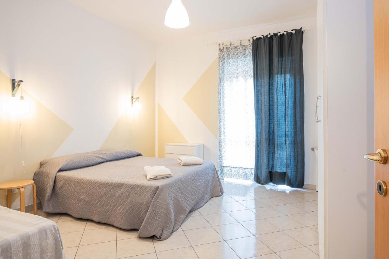 Nuovo Appartamento Beige Bari Luaran gambar